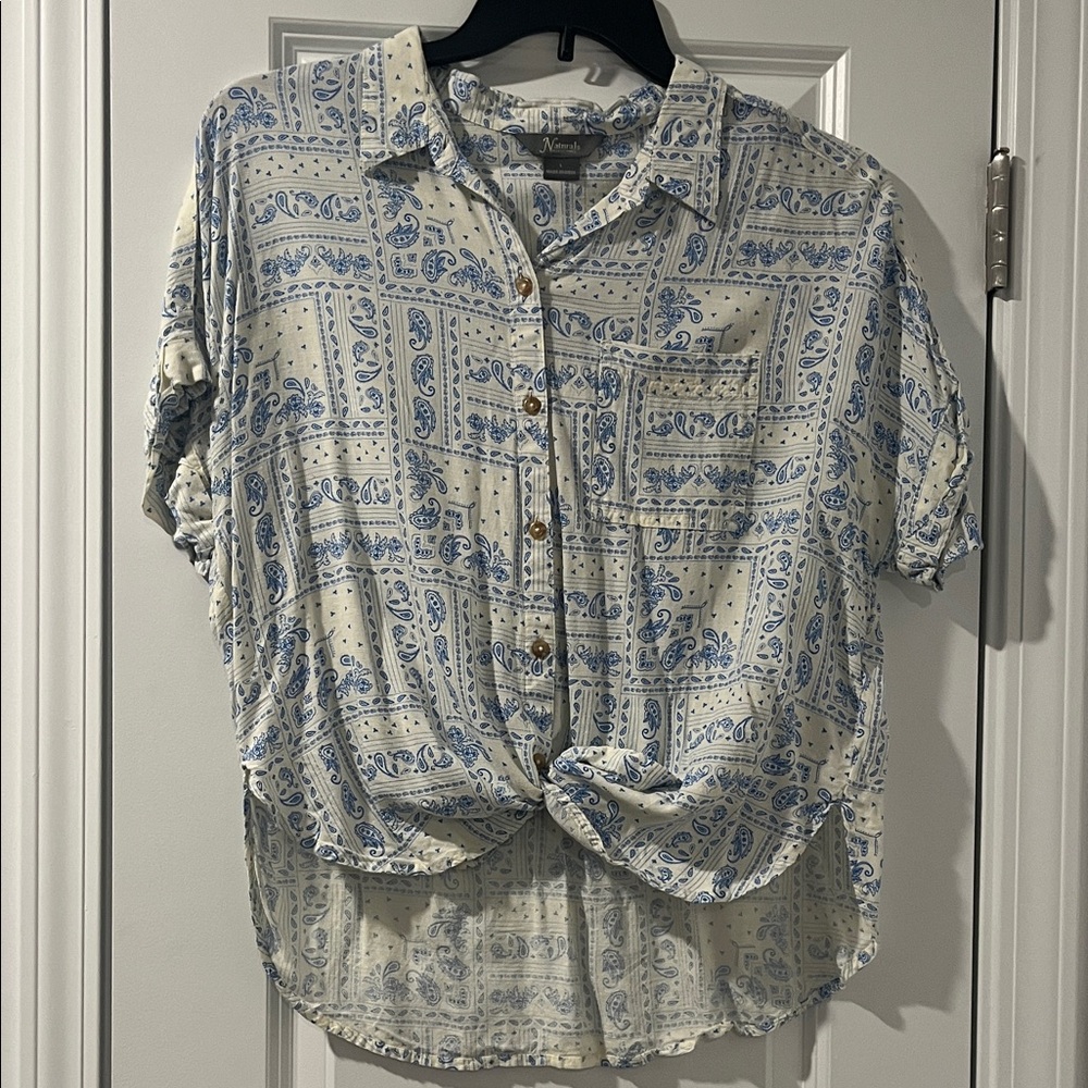 Natural Reflections Cream and Blue Button Down Shirt